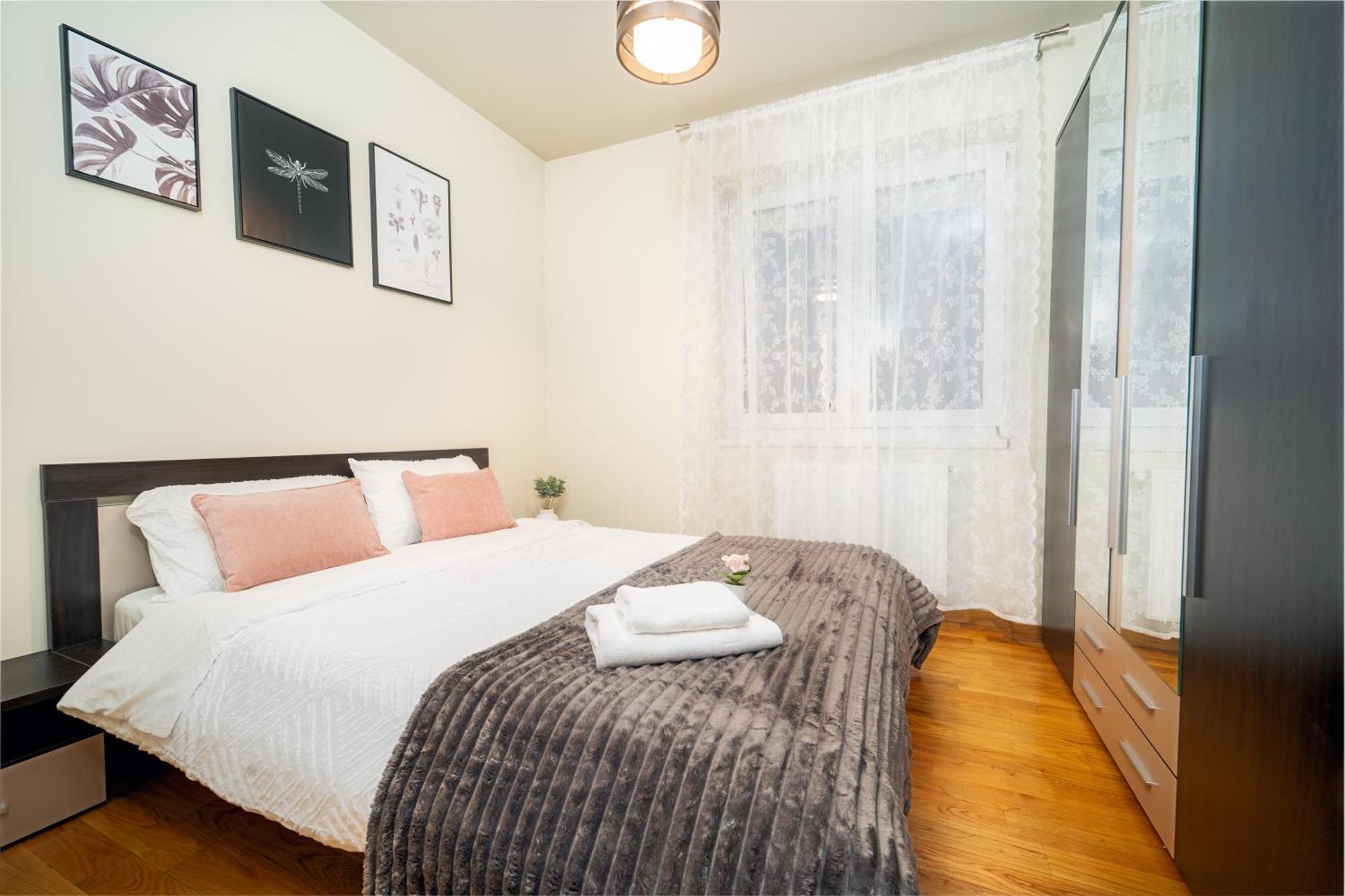 Elegant - Anastasia - By Openhouse Apartment